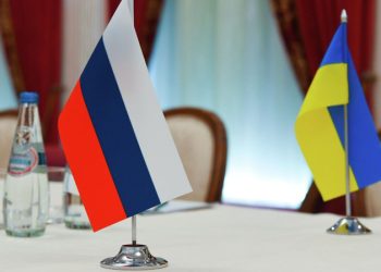 Глава офиса Зеленского назвал призывы к переговорам с Россией смешными