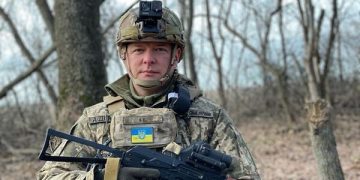 Киевский политик сделал боевое фото на юбилей и опозорился