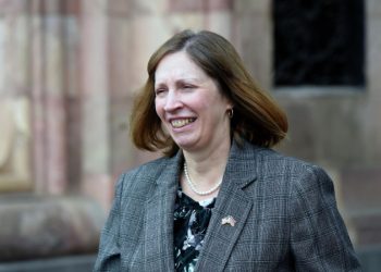 Комитет по международным делам предложил утвердить Трейси послом в России