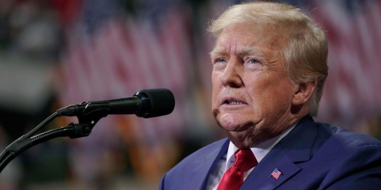 Конгрессмен заявил, что Трампа могут привлечь к уголовной ответственности