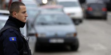 Косовоалбанская полиция блокировала въезд через КПП Ярине, пишут СМИ