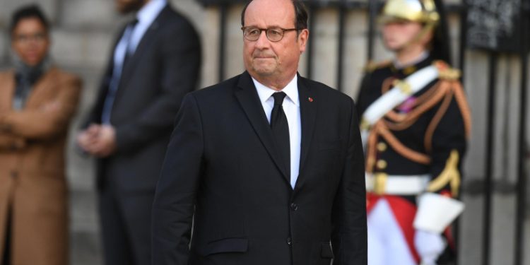 «Меркель была права». Олланд откровенно высказался о Минских соглашениях