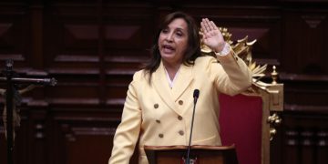 МИД России выразил надежду на транзит власти в Перу в рамках правового поля