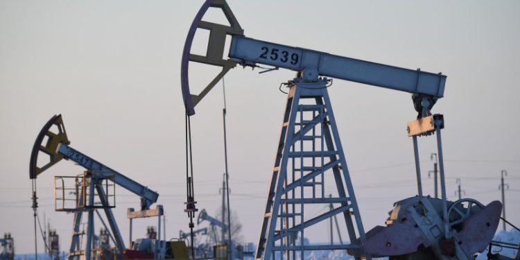 Мировые цены на нефть выросли после заявлений Путина