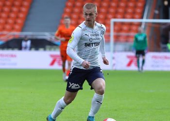 Нигматуллин заявил, что Пиняеву не нужно переходить в «Локомотив»