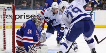 «Нью-Йорк Рейнджерс» без Шестеркина проиграл «Чикаго»