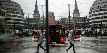 Норвегия ввела потолок цен на российскую нефть