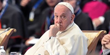 Папа римский назвал конфликт на Украине мировой войной