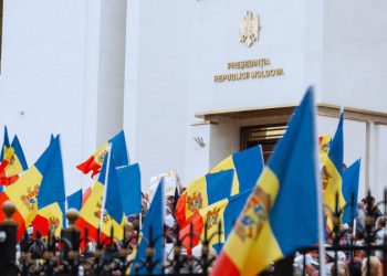 Парламент Молдавии продлил режим ЧП из-за энергетического кризиса