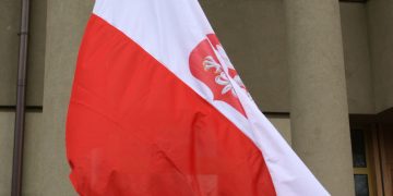 Польша получит от Франции два спутника наблюдения и приемную станцию