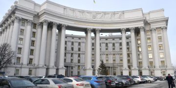 Посольства Украины за рубежом получили письма с угрозами