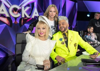 Продюсер шоу «Маска» Юлия Сумачева о конкуренции с Первым каналом, скандале с Авериным и слезах из-за Ефремова