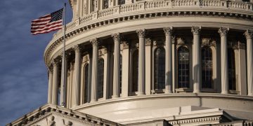 Россия призвала США отменить все незаконные антииранские санкции