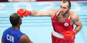 Россиянин Гаджимагомедов завоевал титул чемпиона IBA