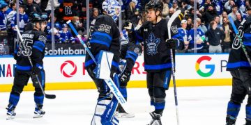 Самсонов помог «Торонто» победить «Филадельфию»