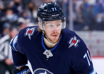 «Сан-Хосе» выставил Свечникова на драфт отказов