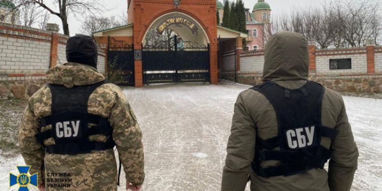 СБУ организовала проверки в трех монастырях УПЦ в Житомирской области