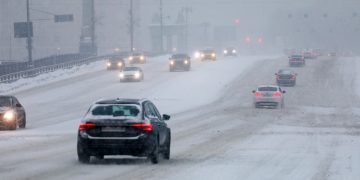 Снег и заносы на дорогах ожидаются в Москве