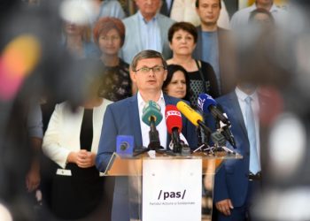 Спикер парламента Молдавии заявил, что не видит угрозы со стороны России