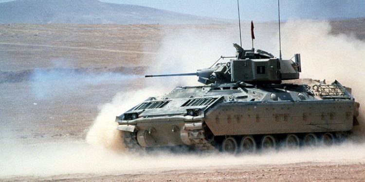 США могут отправить Киеву БМП, пишут СМИ