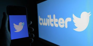 Twitter работает над функцией показа блокировок, заявил Маск