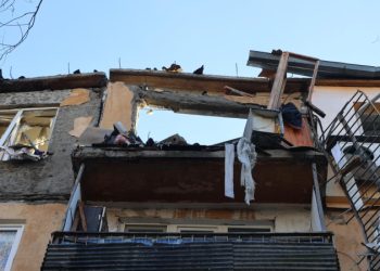 Украинские военные обстреляли Киевский район Донецка