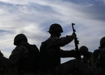 Украинские войска выпустили по Ясиноватой в ДНР десять ракет из РСЗО