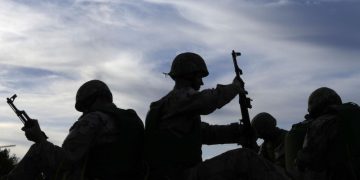 Украинские войска выпустили по Ясиноватой в ДНР десять ракет из РСЗО