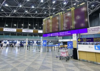 В посольстве оценили ситуацию с застрявшими в Хельсинки россиянами