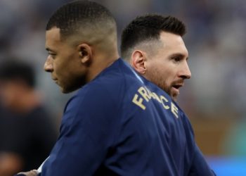 В ПСЖ рассказали о будущем Месси и Мбаппе в парижском клубе