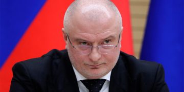 В Совфеде допустили введение ограничений для «сбежавших» из РФ