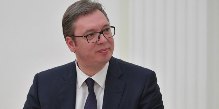 Вучич высказался о планах Приштины подать заявку в Евросоюз 15 декабря