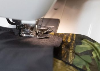 Жуков отменил запрет на вход в бары «Руки вверх!» в камуфляже