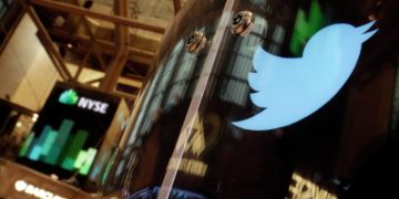 Журналист рассказал, как власти США заставляли Twitter цензурировать посты