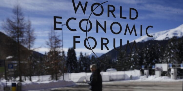 Daily Mail рассказала о росте спроса на проституток в период ВЭФ в Давосе