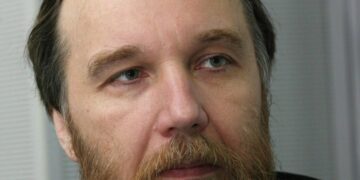 Дугин прокомментировал договор о партнерстве с Ираном