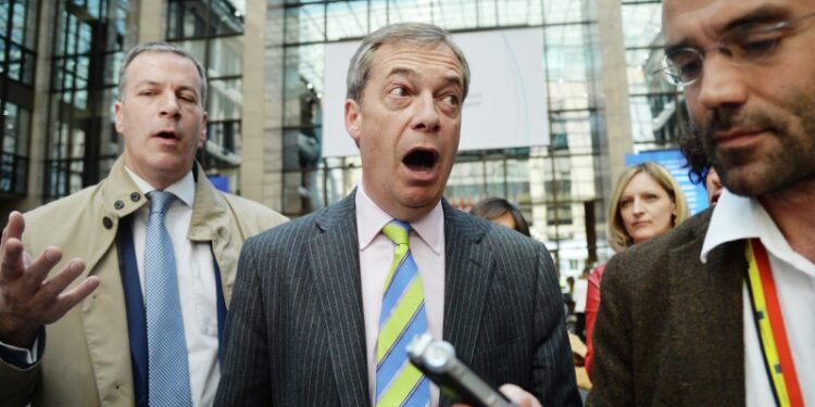 Фараж устроит вечеринку в честь инаугурации Трампа