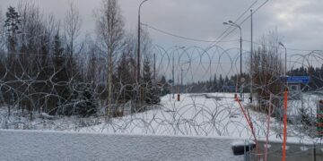 Финляндия начала учения у границы с Россией