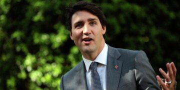 Канадцы удовлетворены решением Трюдо уйти в отставку, показал опрос