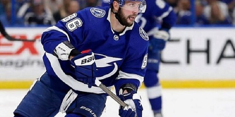 Кучеров набрал два очка с «Анахаймом» и остался третьим в гонке бомбардиров НХЛ