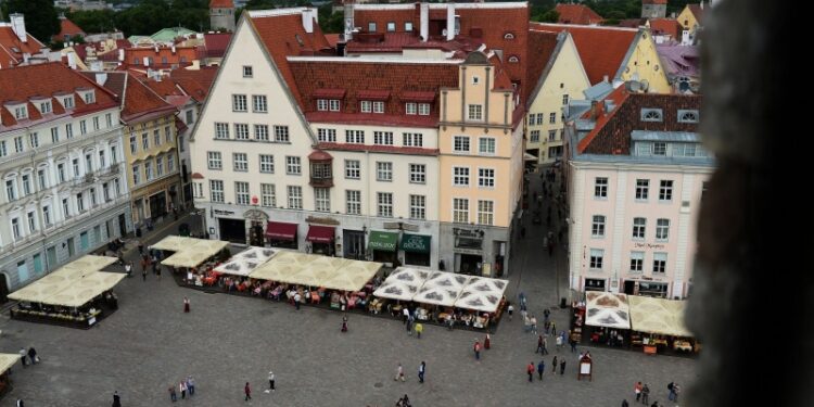 Министр образования Эстонии призвала упразднить институт «негров»