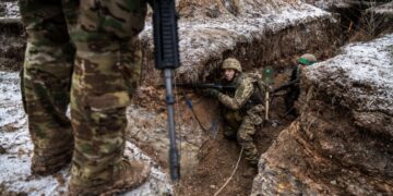 На Западе забили тревогу из-за отсутствия приказа об отступлении в Донбассе