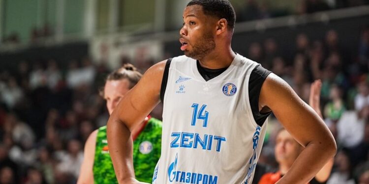 Омари Спеллман покидает «Зенит»