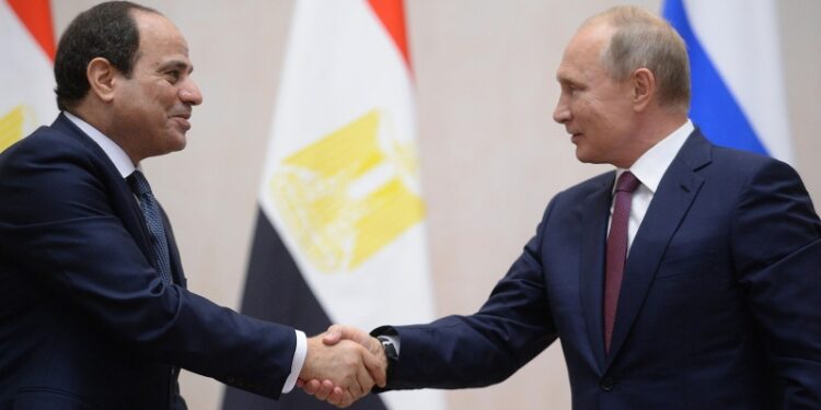 Путин и президент Египта обсудили ситуацию в Сирии