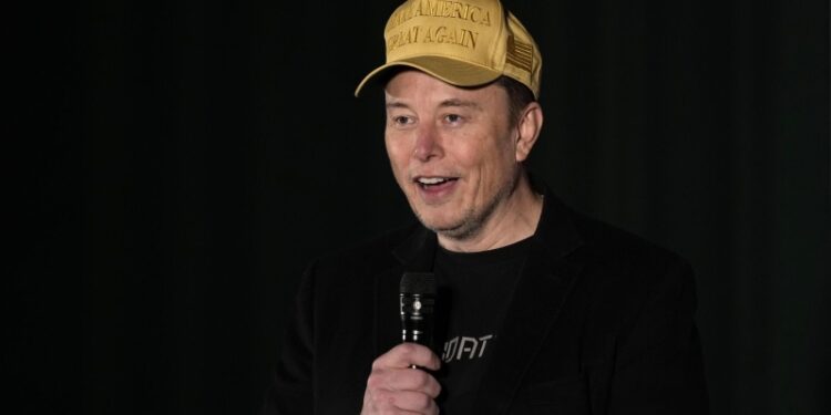 Шольц назвал Маска троллем