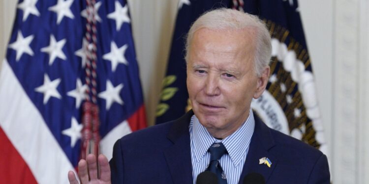 СМИ узнали о планах Байдена ввести больше санкций против России