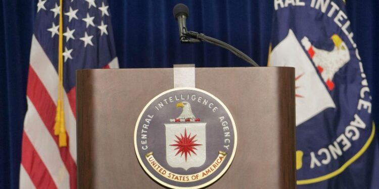 СМИ: в ЦРУ нашли источник утечки COVID-19