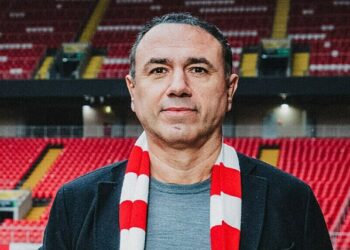 Спортдир «Спартака» Кахигао рассказал о своих успехах в «Арсенале»