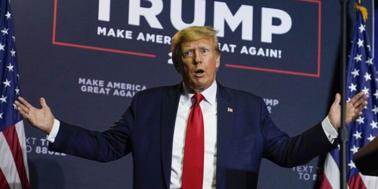 Трамп готов рассмотреть силовой сценарий в отношении Гренландии