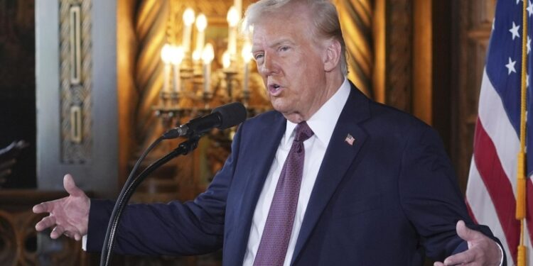 Трамп и Маск встретились с гендиректором Microsoft, сообщили СМИ